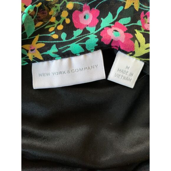New York & Company Women Dress M Black Floral Tie-Neck Lace Hem Feminine - Picture 5 of 10